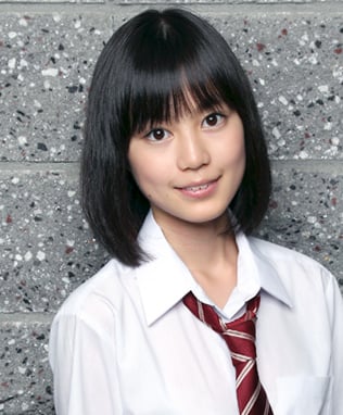 乃木坂46デビュー当時の生田絵梨花さんの写真