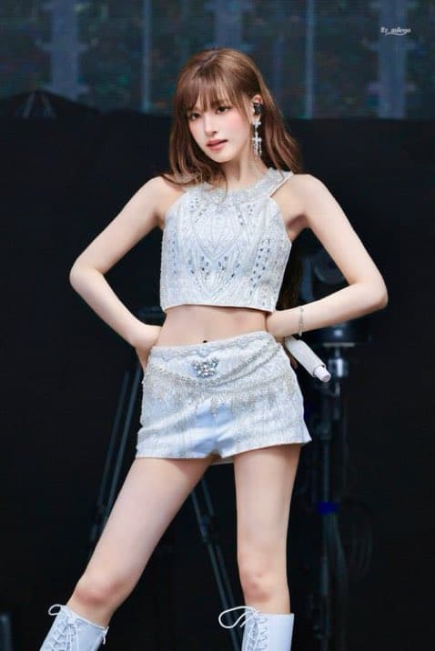 IVEリズさんが痩せたと話題になった2025年の写真