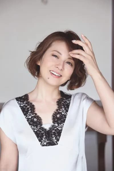 南野陽子が少しふっくらしてきた2017年の写真