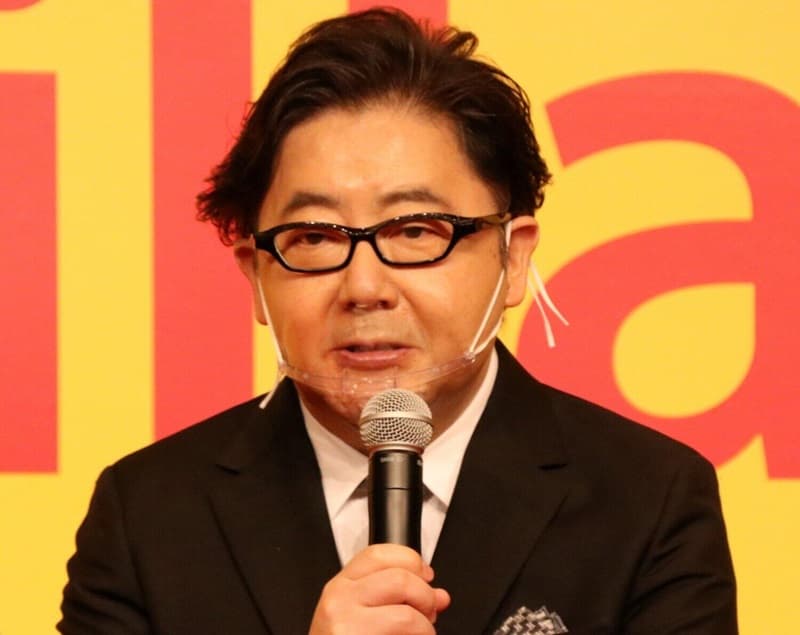 顔が変わったと言われる秋元康の2021年当時の姿