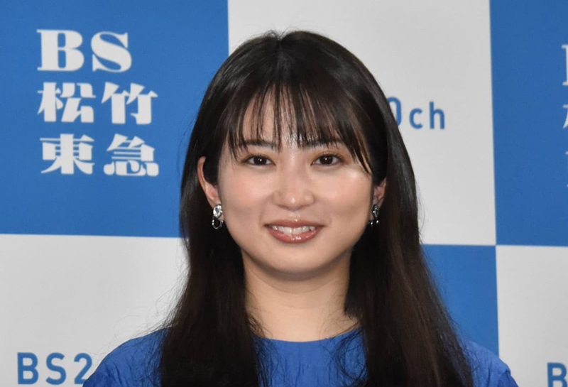 志田未来の輪郭がホームベース型になっている写真