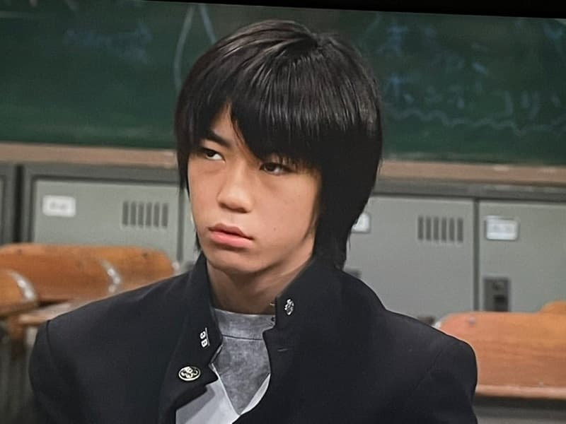 3年B組金八先生に出演していた当時の亀梨和也さんの姿
