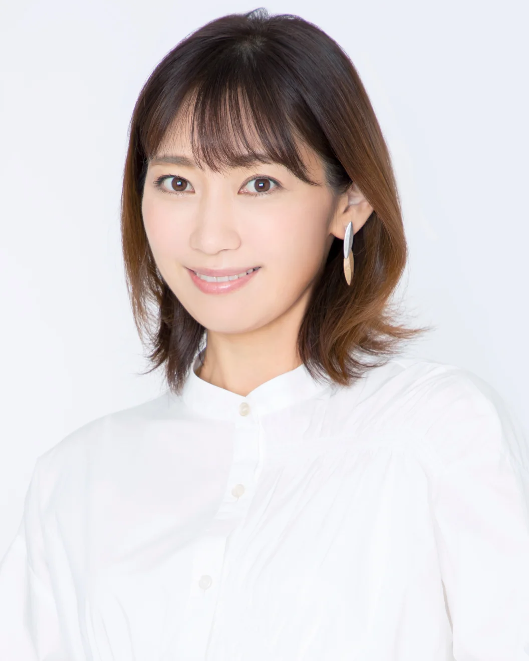2026年、飯田圭織さんの公式プロフィール画像
