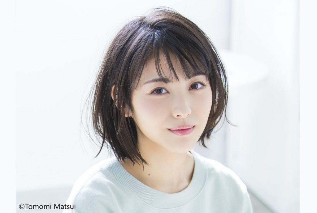 2020年頃の浜辺美波のシースルー前髪のストレートボブ