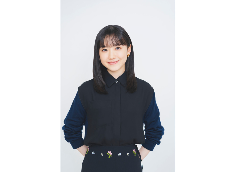 芦田愛菜の2026年現在の公式プロフィール写真