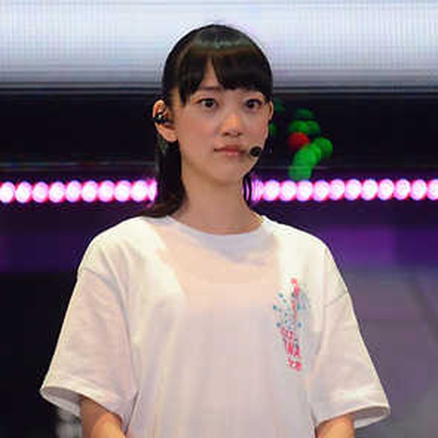 バレッタのセンターを務めた2013年の堀未央奈さん