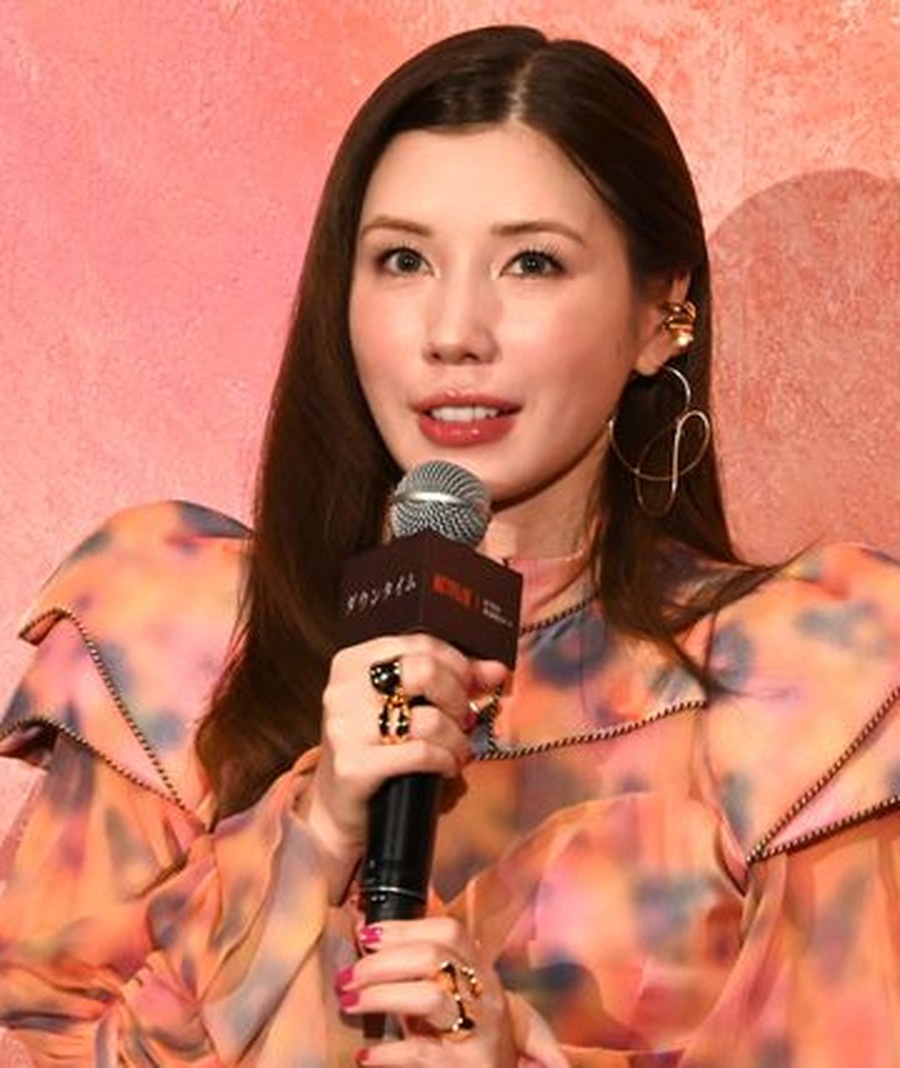 2026年のNetflixダウンタイム試写会に登壇した仲里依紗さん