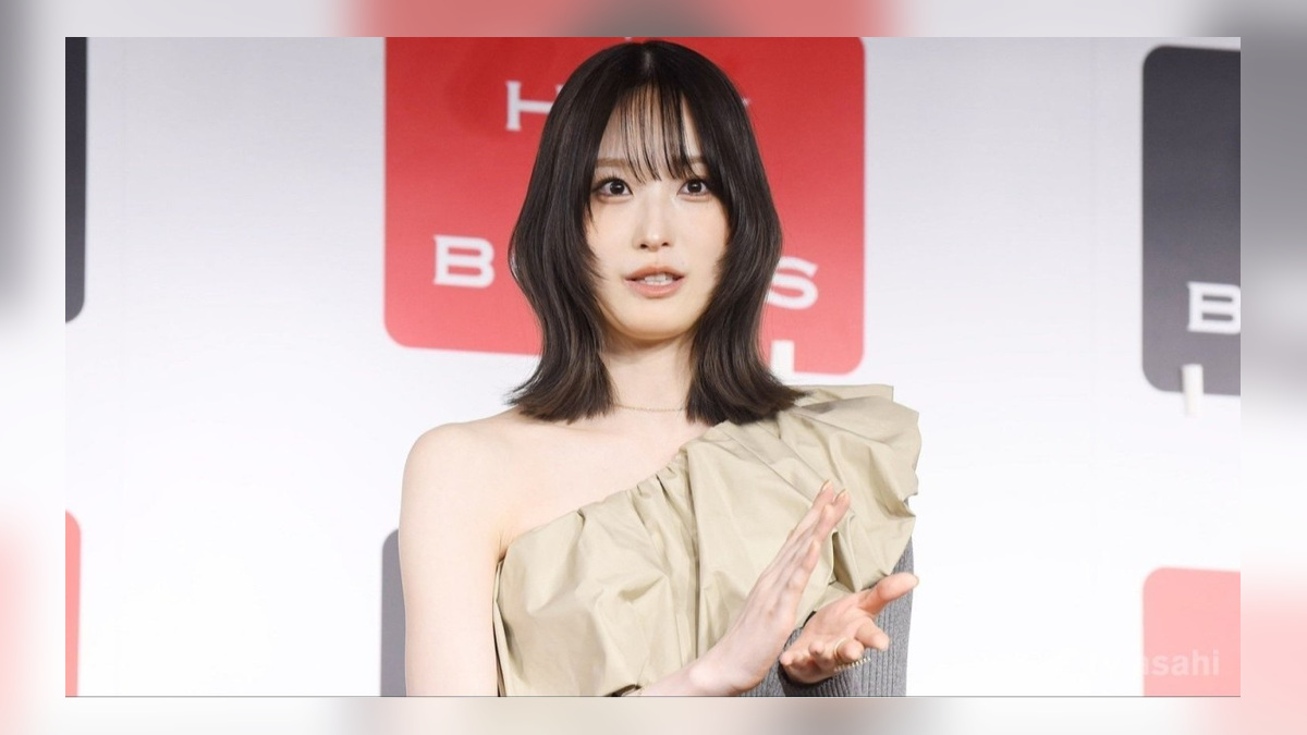 カレンダー発売イベントに登場した2026年現在の高橋ひかるさん